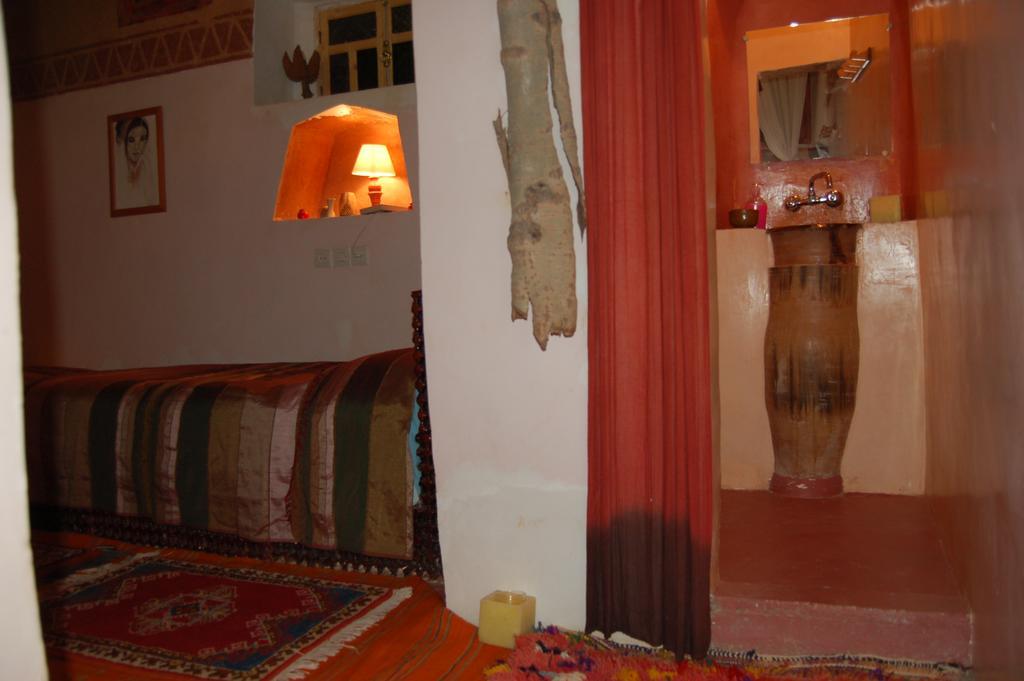 Kasbah Ben Ali Hotel Kelaat-M'Gouna Quarto foto